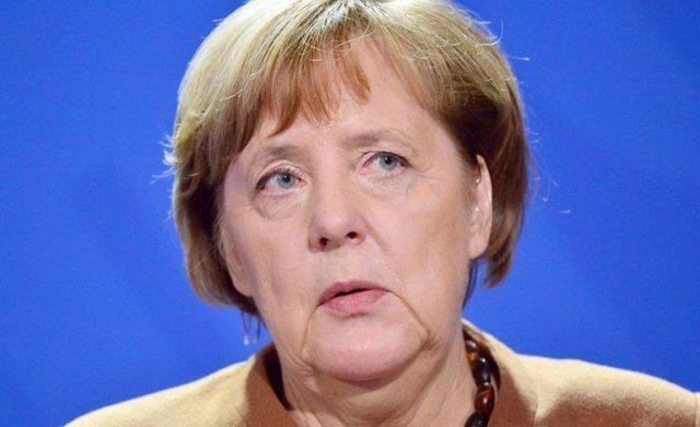 Μόνο ο Αλέξης τα έδωσε όλα! Πολωνικό «άδειασμα» στη Μέρκελ για το προσφυγικό: Δε συμφωνήσαμε με τη Γερμανία επανεισδοχή προσφύγων